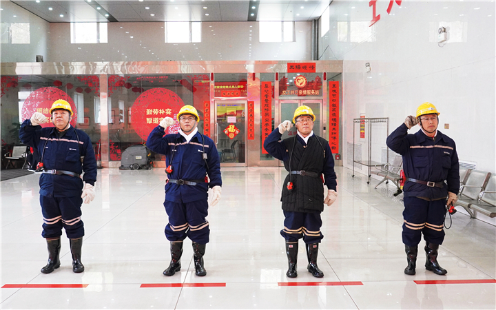 神小林_副本.jpg