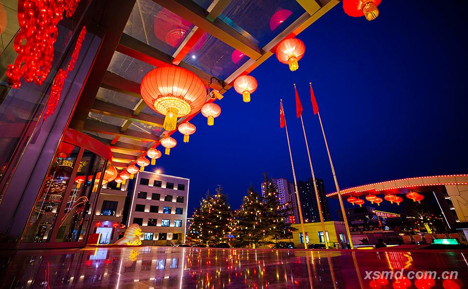 矿务局办公楼夜景.jpg